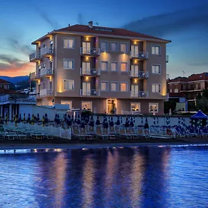 La Baia Hotel Diano Marina